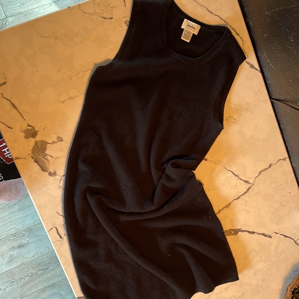 Neiman Marcus 100% cashmere sweater dress as small
